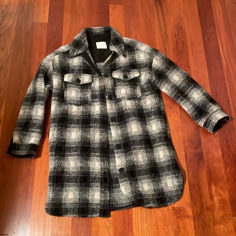 Black and white SHACKET